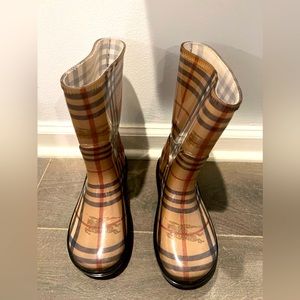 Unisex Burberry kids rain boots